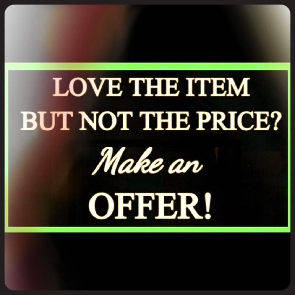 Make An Offer Or Bundle For A Private Discount! 😁